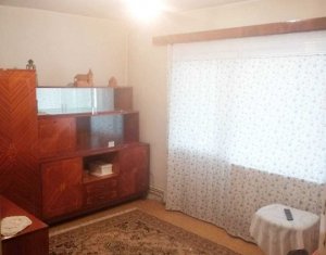 Lakás 4 szobák eladó on Cluj-napoca, Zóna Manastur