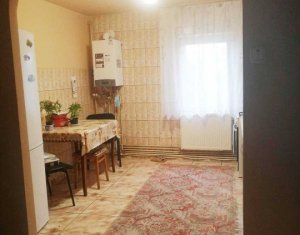 Lakás 4 szobák eladó on Cluj-napoca, Zóna Manastur