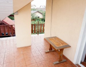 Maison 5 chambres à vendre dans Floresti