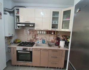 Appartement 3 chambres à vendre dans Floresti