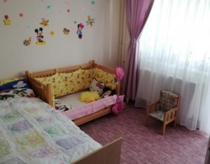 Appartement 3 chambres à vendre dans Cluj-napoca, zone Manastur