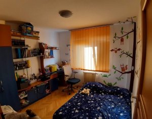 Appartement 3 chambres à vendre dans Cluj-napoca, zone Grigorescu