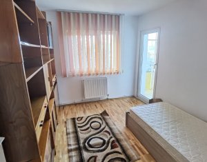 Appartement 4 chambres à louer dans Cluj-napoca, zone Zorilor
