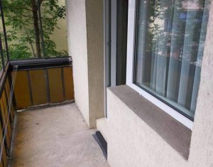 Appartement 3 chambres à vendre dans Cluj-napoca, zone Manastur