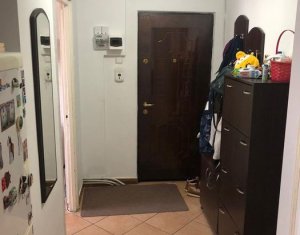 Appartement 4 chambres à vendre dans Cluj-napoca, zone Manastur