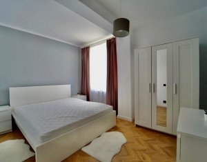 Lakás 3 szobák eladó on Floresti