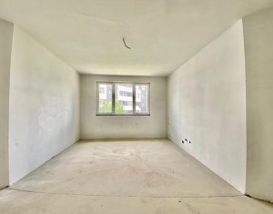 Lakás 2 szobák eladó on Floresti