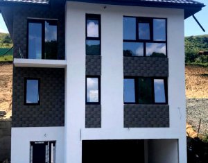 Ház 4 szobák eladó on Cluj-napoca, Zóna Manastur