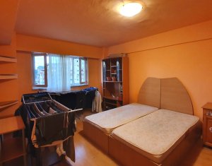 Lakás 3 szobák eladó on Cluj-napoca, Zóna Marasti