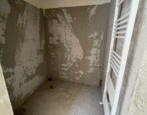 Appartement 3 chambres à vendre dans Floresti