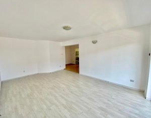 Lakás 2 szobák eladó on Floresti