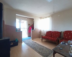 Ház 5 szobák eladó on Jucu De Sus