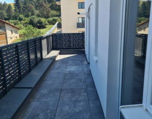 Appartement 3 chambres à vendre dans Floresti