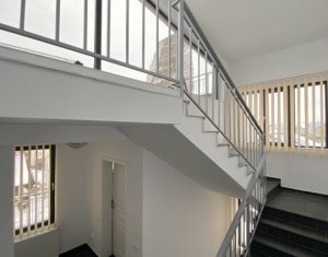 Maison 5 chambres à louer dans Cluj-napoca, zone Faget