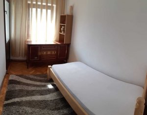 Appartement 4 chambres à vendre dans Cluj-napoca, zone Manastur