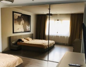 Appartement 3 chambres à vendre dans Cluj-napoca, zone Dambul Rotund