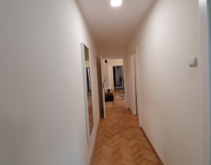 Lakás 3 szobák eladó on Cluj-napoca, Zóna Manastur