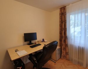 Lakás 3 szobák eladó on Cluj-napoca, Zóna Manastur