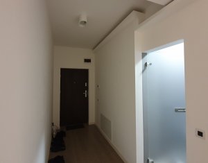 Appartement 3 chambres à vendre dans Cluj-napoca, zone Sopor