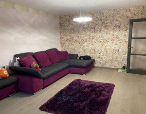 Appartement 4 chambres à vendre dans Cluj-napoca, zone Manastur