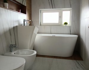 Appartement 4 chambres à vendre dans Cluj-napoca, zone Gruia