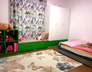 Maison 4 chambres à vendre dans Chinteni