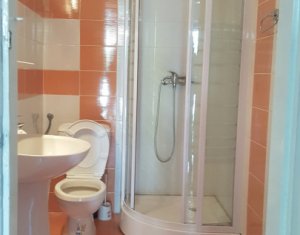 Birou 2 incaperi 45mp la curte, zona Politia Judeteana, str Traian