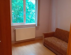 Lakás 3 szobák eladó on Cluj-napoca, Zóna Manastur