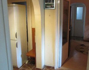 Appartement 4 chambres à vendre dans Cluj-napoca, zone Manastur