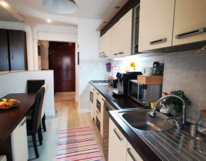 Appartement 3 chambres à vendre dans Cluj-napoca, zone Marasti