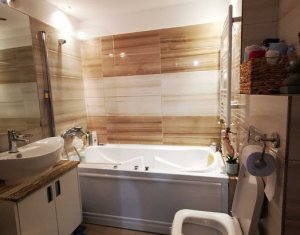 Appartement 3 chambres à vendre dans Cluj-napoca, zone Marasti