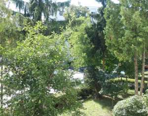 Appartement 3 chambres à vendre dans Cluj-napoca, zone Manastur