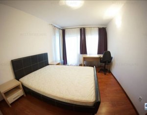 Appartement 3 chambres à louer dans Cluj-napoca, zone Centru