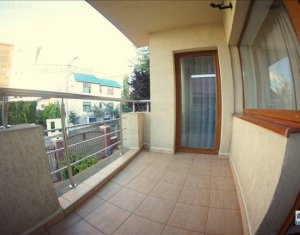 Appartement 3 chambres à louer dans Cluj-napoca, zone Centru