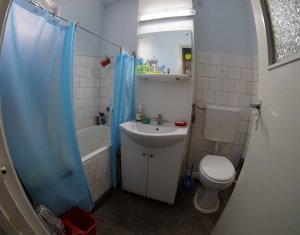 Appartement 3 chambres à vendre dans Cluj-napoca, zone Manastur