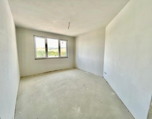 Appartement 3 chambres à vendre dans Floresti