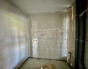 Appartement 3 chambres à vendre dans Floresti