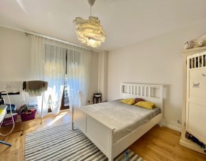Maison 4 chambres à vendre dans Cluj-napoca, zone Andrei Muresanu