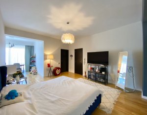 Maison 4 chambres à vendre dans Cluj-napoca, zone Andrei Muresanu