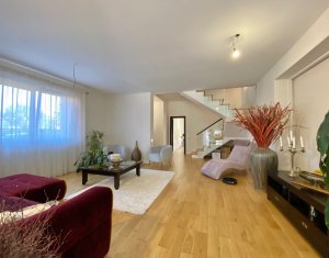 Maison 4 chambres à vendre dans Cluj-napoca, zone Andrei Muresanu