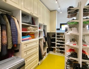 Maison 4 chambres à vendre dans Cluj-napoca, zone Andrei Muresanu