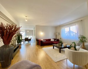 Maison 4 chambres à vendre dans Cluj-napoca, zone Andrei Muresanu