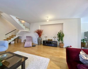 Maison 4 chambres à vendre dans Cluj-napoca, zone Andrei Muresanu