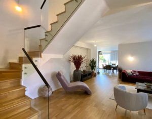 Maison 4 chambres à vendre dans Cluj-napoca, zone Andrei Muresanu