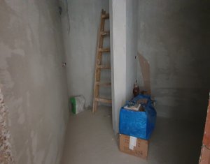 Appartement 3 chambres à vendre dans Cluj-napoca, zone Sopor