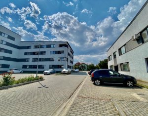 Appartement 3 chambres à vendre dans Floresti