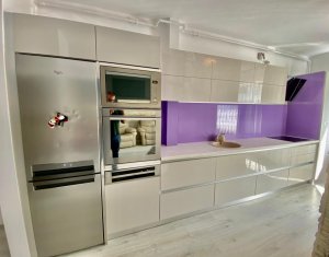 Appartement 3 chambres à vendre dans Floresti