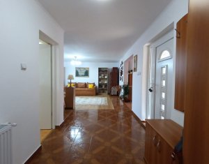 Maison 4 chambres à vendre dans Apahida