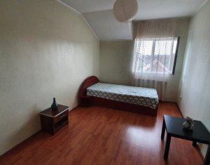 Lakás 3 szobák eladó on Floresti