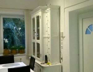 Maison 3 chambres à vendre dans Cluj-napoca, zone Centru